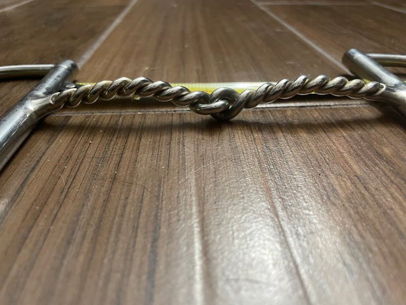 5.25" Twisted Wire D Ring