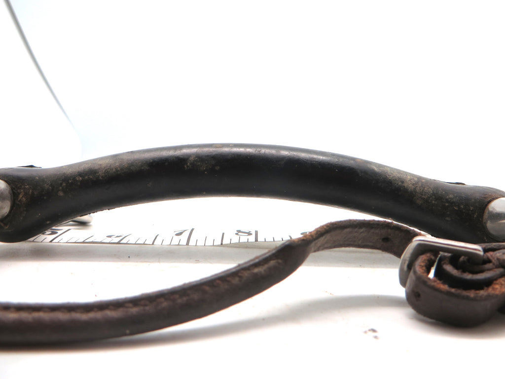 5.75" Rubber Mullen Pelham